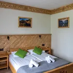 Eco Tatry Holiday& Hotel