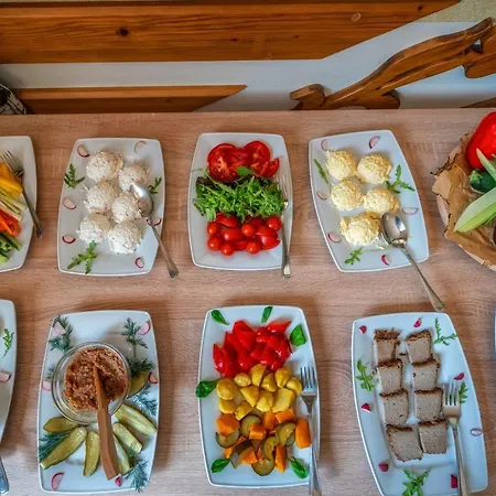 Eco Tatry Holiday& ホテル コシチェリスコ