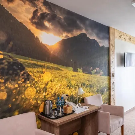 Eco Tatry Holiday& ホテル コシチェリスコ