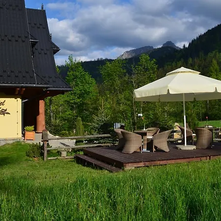 Eco Tatry Holiday& ホテル コシチェリスコ