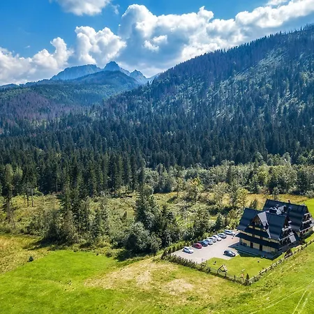 Eco Tatry Holiday& ホテル コシチェリスコ
